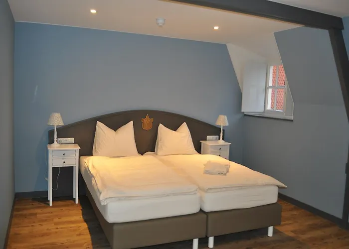 Kasteel Aldenghoor Bed & Breakfast 3*