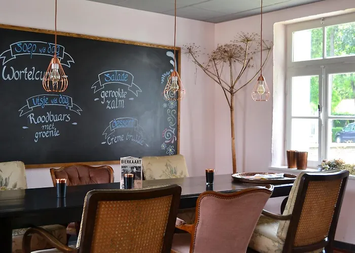 Kasteel Aldenghoor Couette-café Haelen