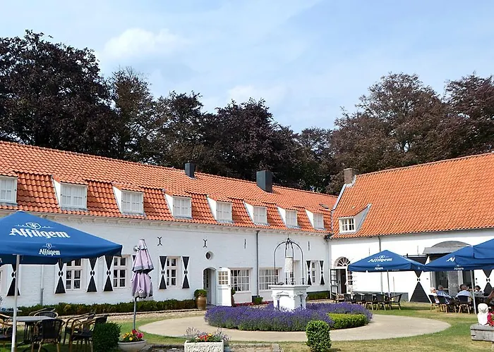 Couette-café Kasteel Aldenghoor 3*